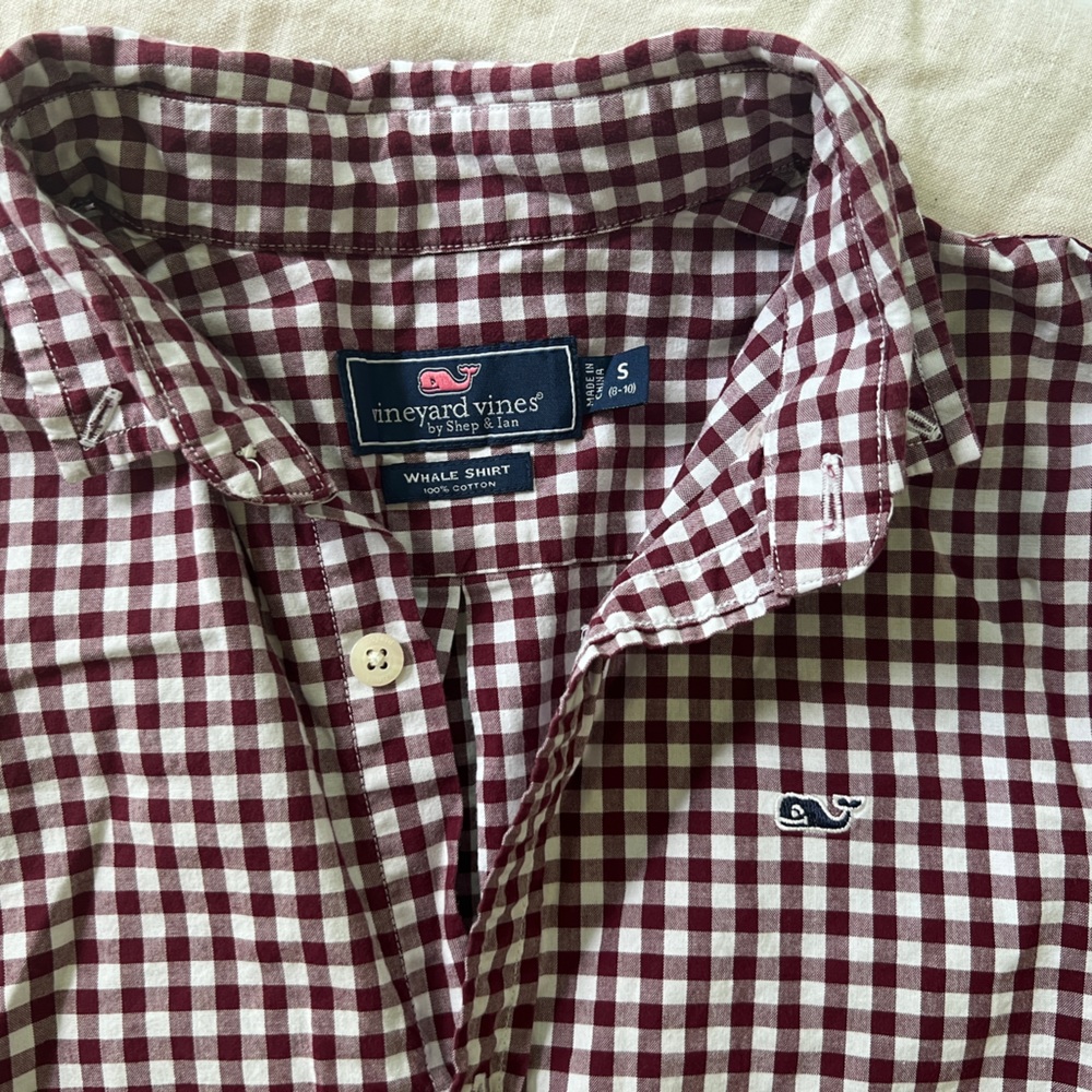 Vineyard Vines Boys Button Up Shirt Size S (8-10)